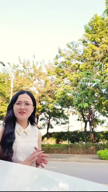 Mercedes-Benz GLC300 Coupe 2021 Trắng. Mua bán Ô tô tại Quận Cầu Giấy Hà Nội được đăng bởi NG VIỆT ANH hình 1