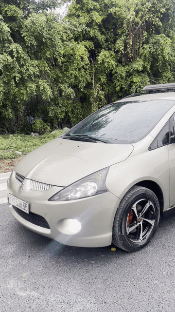 Mitsubishi Grandis Số tự động Vàng cát .9 chủ bán. Mua bán Ô tô tại Quận Tân Bình Tp Hồ Chí Minh được đăng bởi Anh Duy hình 1