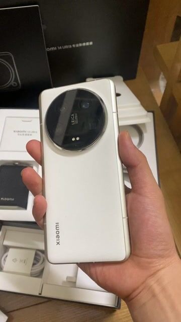 Xiaomi 14 Ultra 512GB Trắng Đã sử dụng. Mua bán Điện thoại tại Quận Cầu Giấy Hà Nội được đăng bởi Lê An hình 1