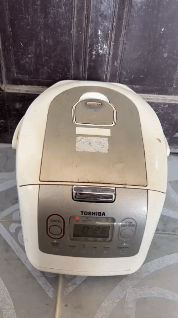 Nồi cơm điện Toshiba 1.8 lít. Mua bán Bếp, lò, đồ điện nhà bếp tại Huyện Hoài Đức Hà Nội được đăng bởi Đồ Cũ DK hình 1