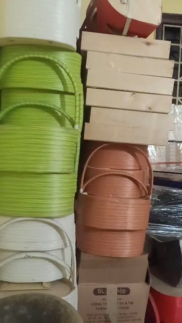 Giỏ quà Tre Đỏ, Trắng, Xanh lá, Cam. Mua bán Đồ ăn, thực phẩm và các loại khác tại Quận Hoàng Mai Hà Nội được đăng bởi LULI hình 1