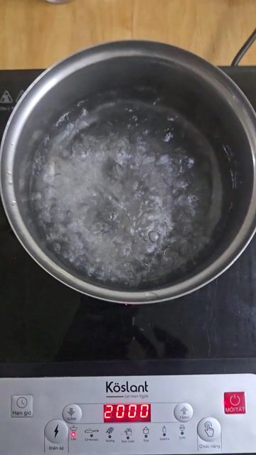 Bếp từ Koslant KL-568 Đen. Mua bán Bếp, lò, đồ điện nhà bếp tại Quận Gò Vấp Tp Hồ Chí Minh được đăng bởi Minh Long hình 1