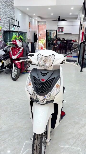 Honda Vision 2019 Trắng Smartkey. Mua bán Xe máy tại Quận Thanh Khê Đà Nẵng được đăng bởi Thành Đại   hình 1