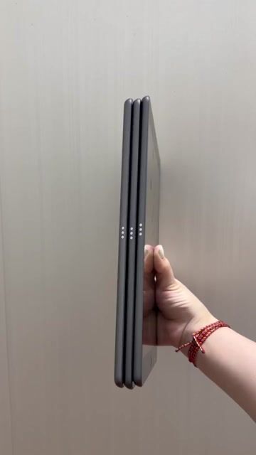  iPad Gen 7 32GB 4G màu đen zin đẹp BH 1 đổi 1. Mua bán Máy tính bảng tại Quận Cầu Giấy Hà Nội được đăng bởi Henry Shop hình 1