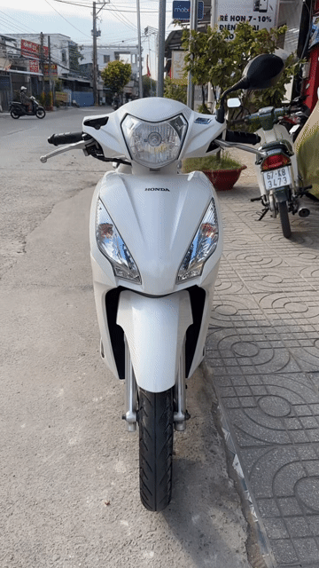 Honda Vision 2015 Trắng đen ( hỗ trợ góp ). Mua bán Xe máy tại Huyện Chợ Mới An Giang được đăng bởi Cửa hàng xe Thiên Phước 2 hình 1