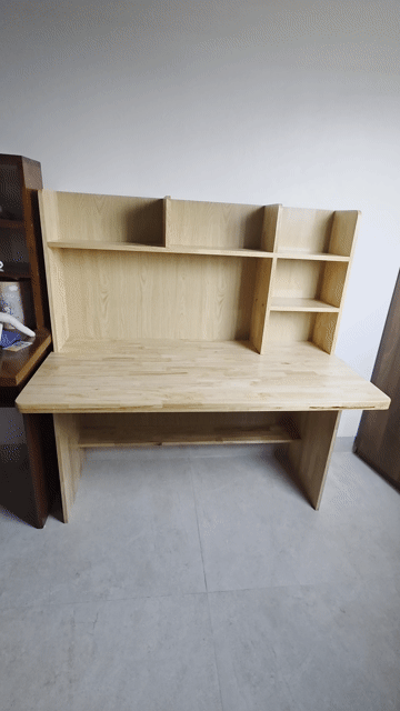 Bàn học gỗ thịt có giá sách bền đẹp mới. Mua bán Bàn ghế tại Huyện Hoài Đức Hà Nội được đăng bởi Linh hình 1