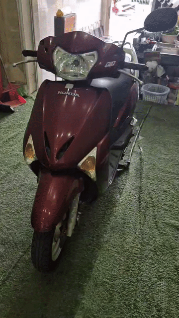 Honda Lead 2011, Xe phun xăng Fi, Đỏ, 7tr. Mua bán Xe máy tại Quận 12 Tp Hồ Chí Minh được đăng bởi Khánh Huy hình 1