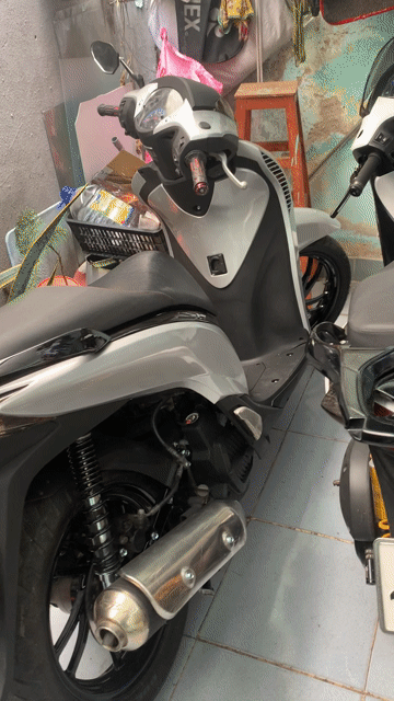 Honda SH125 2016 Bạc 900 km. Mua bán Xe máy tại Thành phố Biên Hòa Đồng Nai được đăng bởi Trung Kien Bui hình 1