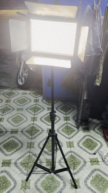 Đèn livestream Yongnuo YN600L II Đen. Mua bán Máy ảnh, Máy quay tại Huyện Hóc Môn Tp Hồ Chí Minh được đăng bởi Âu nhật lâm  hình 1