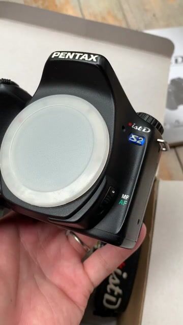 Máy ảnh Pentax *ist DS2 Đen. Mua bán Máy ảnh, Máy quay tại Quận 1 Tp Hồ Chí Minh được đăng bởi Hoàng Khanh hình 1