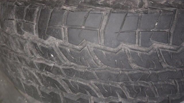 Lốp ô tô đã qua sử dụng: Mechilin, .... Mua bán Phụ tùng xe tại Huyện Trảng Bom Đồng Nai được đăng bởi Vinh Tran hình 1