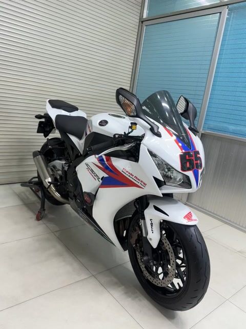 Honda CBR1000rr ABS 2015 nhập AU HQCN. Mua bán Xe máy tại Quận 12 Tp Hồ Chí Minh được đăng bởi Tường hình 1