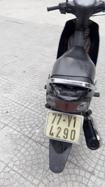 Yamaha Sirius 2010 Đỏ đen Côn tự động. Mua bán Xe máy tại Quận Liên Chiểu Đà Nẵng được đăng bởi Lê Sang hình 1