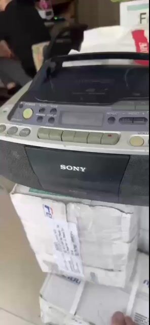 Đài cassette Sony CD, Radio. Mua bán Tivi, Âm thanh tại Huyện Thanh Oai Hà Nội được đăng bởi KỶ NGUYỄN hình 1