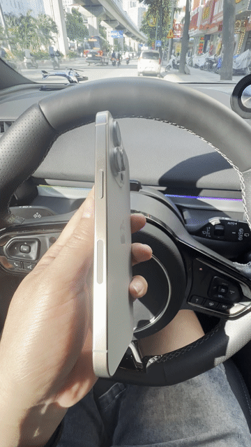 Apple iPhone 15 Pro Max 256GB Titan. Mua bán Điện thoại tại Quận Hà Đông Hà Nội được đăng bởi Linh Hoàng hình 1