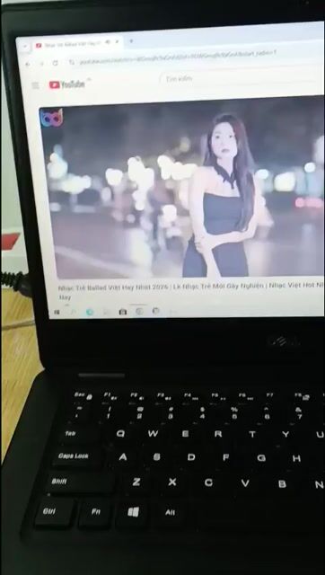 Dell Latitude 3400 - i5-8265U/8GB/128GB/14in + sạc. Mua bán Laptop tại Quận Tân Phú Tp Hồ Chí Minh được đăng bởi Nguyễn Đoàn Công Tấn hình 1