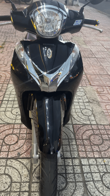 Honda SH Mode 2015 Đen 31000 km. Mua bán Xe máy tại Quận 7 Tp Hồ Chí Minh được đăng bởi Gia Bảo  hình 1