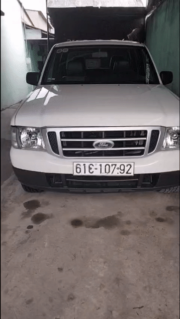 Ford Ranger 2003 màu Trắng. Mua bán Ô tô tại Huyện Hóc Môn Tp Hồ Chí Minh được đăng bởi Hồ Dũng Chí hình 1