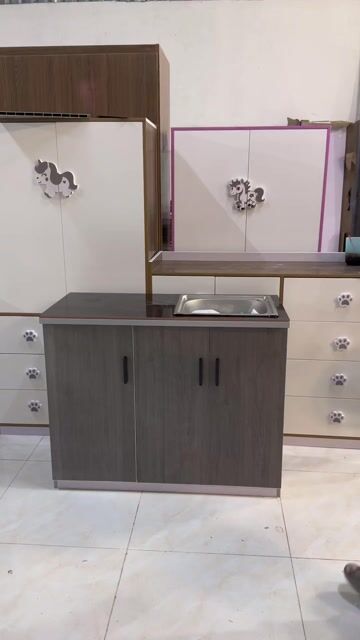 Tủ bếp nhựa xám 81x100cm ✅✅. Mua bán Tủ, kệ gia đình tại Quận Phú Nhuận Tp Hồ Chí Minh được đăng bởi đồ gỗ CN giá xưởng hình 1