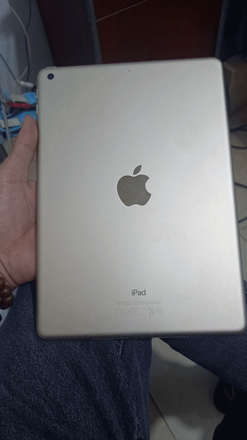 Apple iPad Gen 5 32GB Vàng. Mua bán Máy tính bảng tại Thành phố Buôn Ma Thuột Đắk Lắk được đăng bởi lê duy hình 1