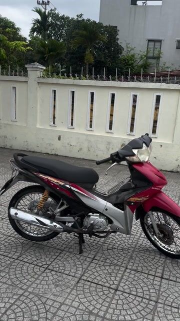 Honda Wave S 110 Đỏ bạc. Mua bán Xe máy tại Quận Liên Chiểu Đà Nẵng được đăng bởi Lê Sang hình 1