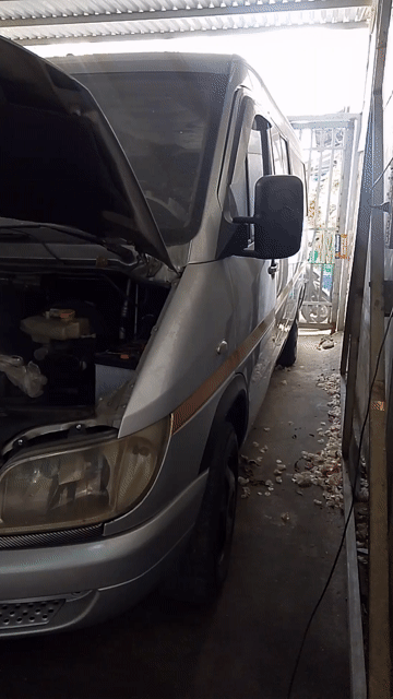 Mercedes Sprinter 2008 Bạc 1 chủ. Mua bán Ô tô tại Quận 12 Tp Hồ Chí Minh được đăng bởi Nguyen Ba Nguyen hình 1