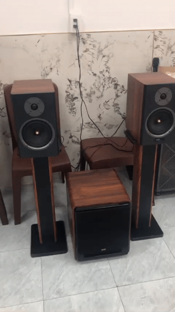 Dàn karaoke Gỗ Nâu Mới KVP. Mua bán Tivi, Âm thanh tại Huyện Bình Chánh Tp Hồ Chí Minh được đăng bởi Tra My hình 1