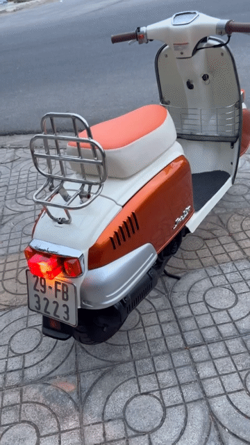 Honda Julio 50cc Nhật Bản Trắng kem, cam. Mua bán Xe máy tại Quận Cầu Giấy Hà Nội được đăng bởi ManhhienSport hình 1