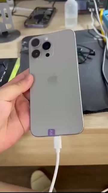Apple iPhone 15 Pro Max 256GB Xám. Mua bán Điện thoại tại Thành phố Bến Tre Bến Tre được đăng bởi Trương Thanh Phúc hình 1