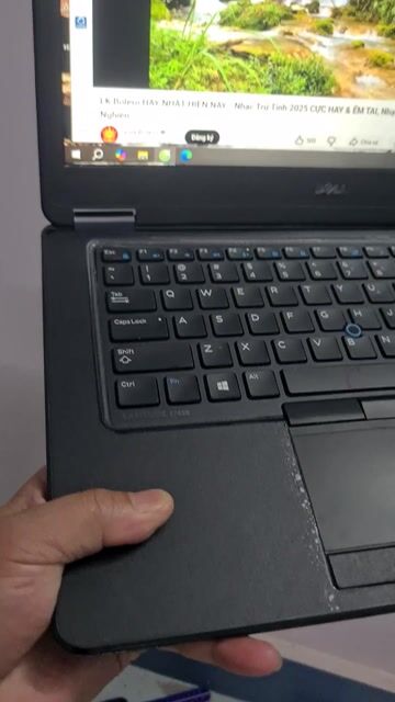 Dell Latitude 7450 i5-5300U 14 inch 8GB/128GB. Mua bán Laptop tại Huyện Sơn Động Bắc Giang được đăng bởi Bế Vinh hình 1