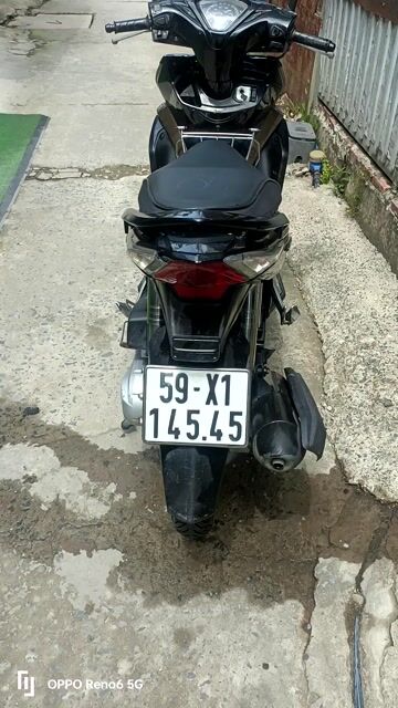 Honda Air Blade 2012 Đen vàng. Mua bán Xe máy tại Huyện Củ Chi Tp Hồ Chí Minh được đăng bởi nguyên đinh hoàng hình 1