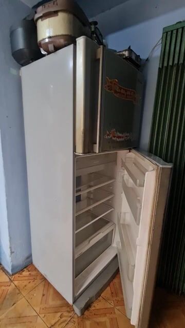 Cần bán gấp tủ lạnh HITACHI