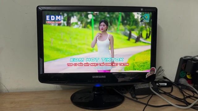 Màn hình Samsung LCD 19 inch. Mua bán Phụ kiện (Màn hình, Chuột...) tại Quận Tây Hồ Hà Nội được đăng bởi MayTinhGiaReHaNoi hình 1