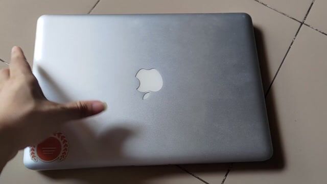 Apple Macbook Pro 2010 Bạc 4GB/120GB. Mua bán Laptop tại Thành phố Thái Nguyên Thái Nguyên được đăng bởi Quang hình 1