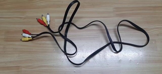 Cáp AV 3 Đầu Hoa Sen (RCA); Dài 1.5 Mét.. Mua bán Phụ kiện (Màn hình, Chuột...) tại Quận Tân Bình Tp Hồ Chí Minh được đăng bởi Bách Hóa Philip hình 1