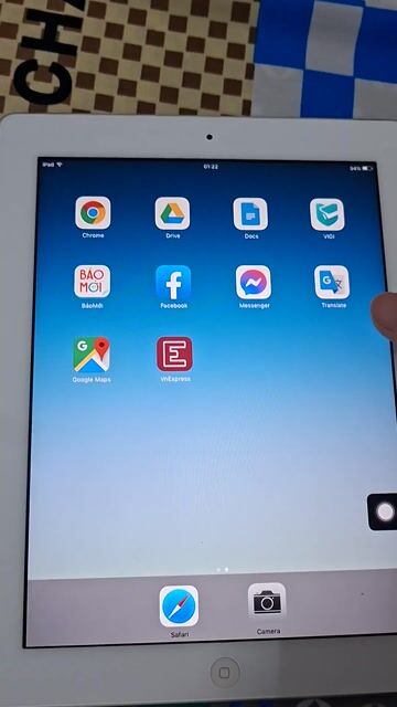 Apple iPad 2 16GB Trắng Đã sử dụng. Mua bán Máy tính bảng tại Thành phố Biên Hòa Đồng Nai được đăng bởi Chu Anh Khoa hình 1