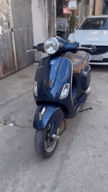 Piaggio Vespa LX 125 Xanh đậm tiết kiệm xăng. Mua bán Xe máy tại Quận Nam Từ Liêm Hà Nội được đăng bởi Lan Phương hình 1