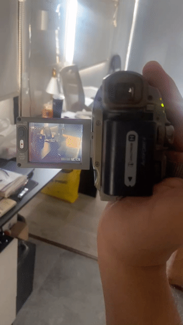 Máy quay Sony Handycam DCR-HC30E Xanh ngọc. Mua bán Máy ảnh, Máy quay tại Quận 10 Tp Hồ Chí Minh được đăng bởi Nguyễn Chân hình 1