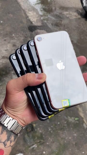 Apple iPhone SE (2022) 64GB Trắng Đã sử dụng. Mua bán Điện thoại tại Quận Gò Vấp Tp Hồ Chí Minh được đăng bởi Trần Quốc Hoài  hình 1