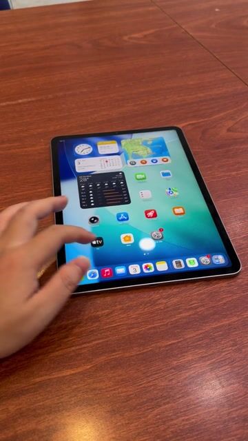 Apple iPad Pro M2 11 inch 256GB. Mua bán Máy tính bảng tại Quận Tân Bình Tp Hồ Chí Minh được đăng bởi Minh Tuấn hình 1