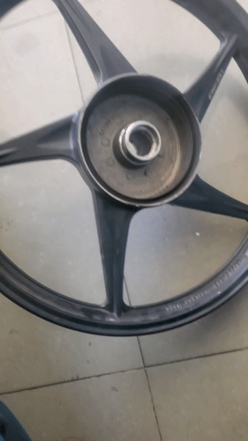 Mâm xe máy Enkei VT7 Đen đã sử dụng. Mua bán Phụ tùng xe tại Thành phố Thủ Dầu Một Bình Dương được đăng bởi Thanh Tuấn hình 1