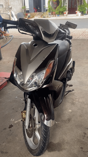 Yamaha Luvias 125cc Nâu. Mua bán Xe máy tại Huyện Cầu Ngang Trà Vinh được đăng bởi xe ôm hình 1