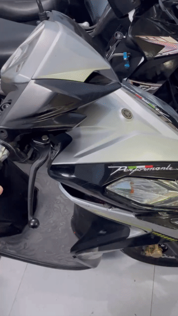 Yamaha Luvias 2011 Đen Bạc bs86 xe rất êm giá mềm. Mua bán Xe máy tại Quận 12 Tp Hồ Chí Minh được đăng bởi XE MÁY PHÚ HUY có ship liên tỉnh giá tốt hình 1