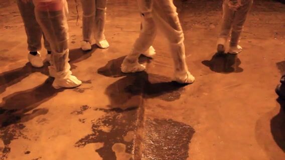 Les travailleurs de l'ombre