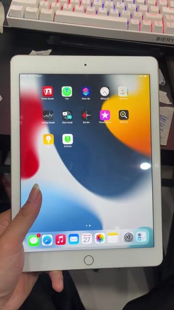 Apple iPad Air 2 16GB không nhận vân tay Vàng Gold. Mua bán Máy tính bảng tại Quận Hai Bà Trưng Hà Nội được đăng bởi Gia Đồng hình 1