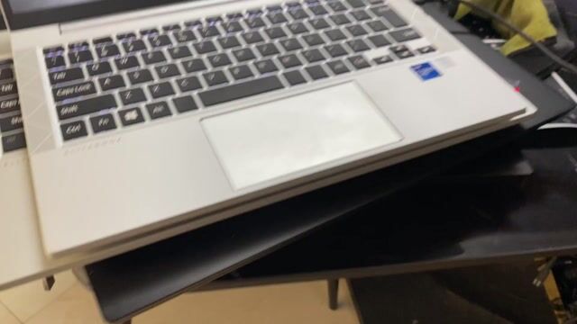 HP EliteBook 830 G8 i7 11850G7 13.3 inch 8GB/256GB. Mua bán Laptop tại Quận Hoàng Mai Hà Nội được đăng bởi laptop family Rẻ Bền Đẹp  hình 1