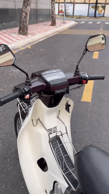 Honda Dream Thái 1997 Nâu len kèn mô 95 %. Mua bán Xe máy tại Thành phố Thủ Đức Tp Hồ Chí Minh được đăng bởi Nguyễn Thanh Bình hình 1