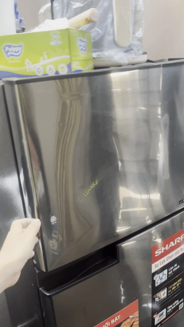 Tủ lạnh Sharp 165 Lít SJ-X176E-SL. Mua bán Tủ lạnh tại Quận 3 Tp Hồ Chí Minh được đăng bởi Việt Hà hình 1