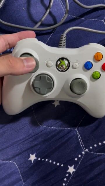 tay cầm chơi game có dây 360 độ