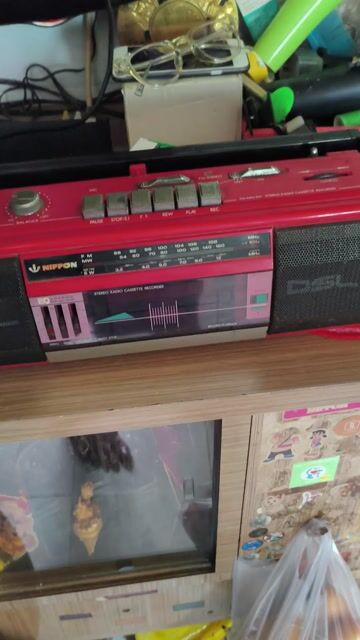 Đài cassette Nippon Đỏ Cổ điển Radio USB. Mua bán Tivi, Âm thanh tại Quận Phú Nhuận Tp Hồ Chí Minh được đăng bởi super express hình 1